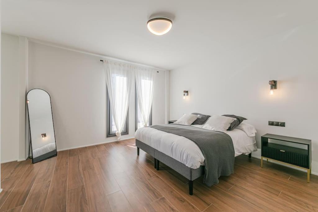 Villa Con Piscina Privada Gelves Buitenkant foto