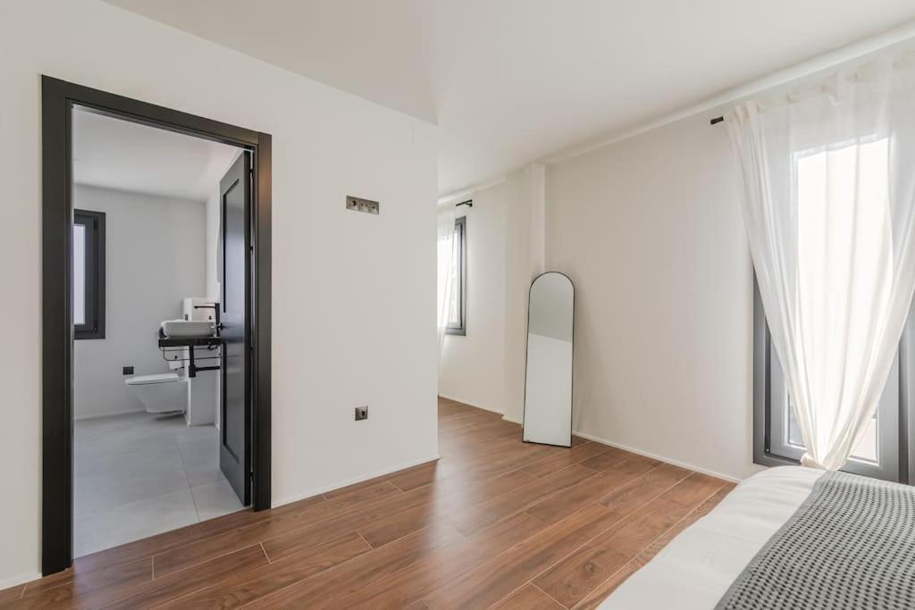 Villa Con Piscina Privada Gelves Buitenkant foto