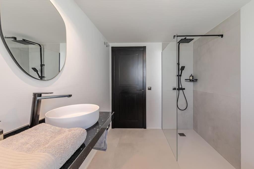 Villa Con Piscina Privada Gelves Buitenkant foto